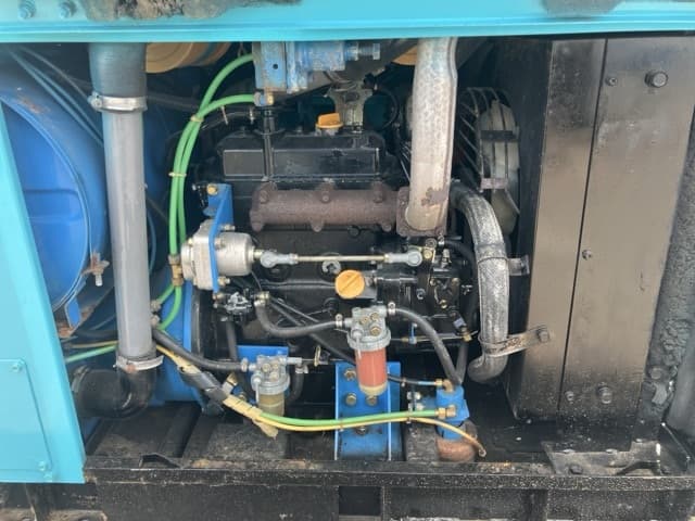 Compressor — Auction (lot 8456-3066)