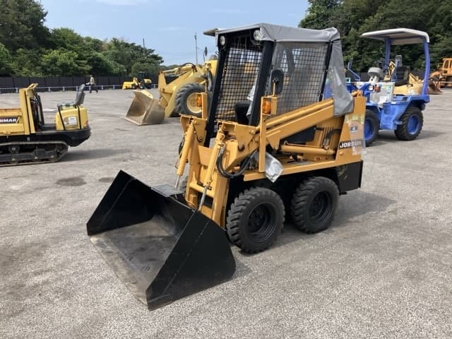 SKID STEER LOADER — Auction (lot 8456-307)