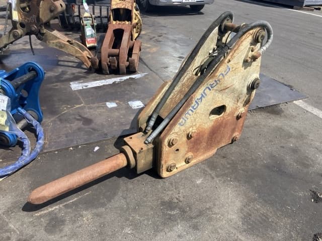 Breaker — Auction (lot 8456-3074)