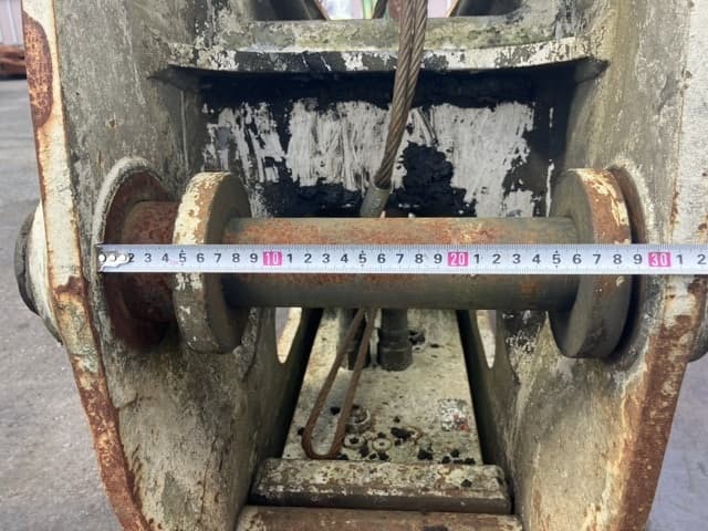 Breaker — Auction (lot 8456-3074)