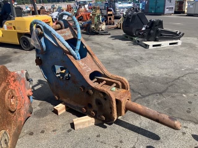 Breaker — Auction (lot 8456-3077)