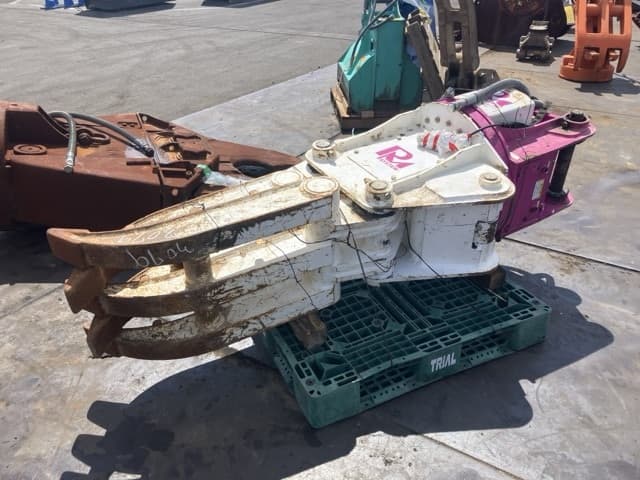 Fork — Auction (lot 8456-3079)