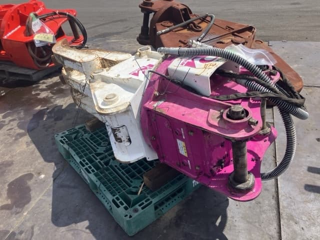 Fork — Auction (lot 8456-3079)