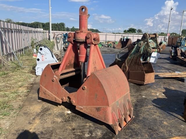 Bucket — Auction (lot 8456-3083)
