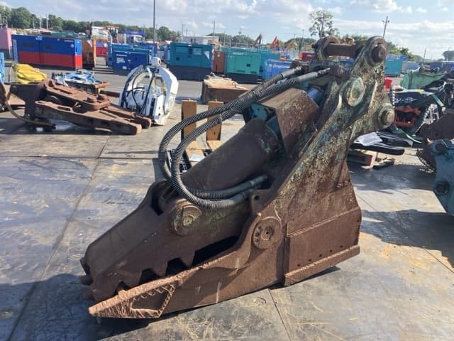 Crusher — Auction (lot 8456-3084)