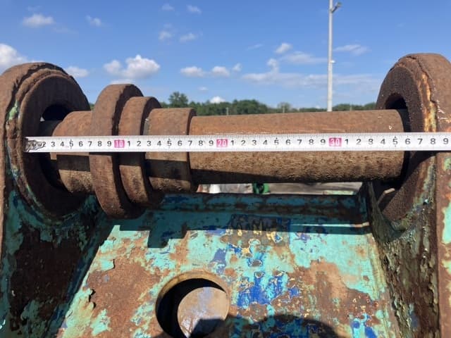 Crusher — Auction (lot 8456-3084)