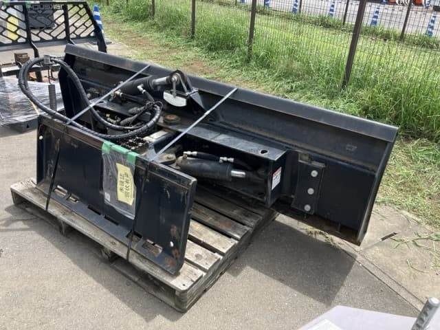SNOW BLADE — Auction (lot 8456-3093)
