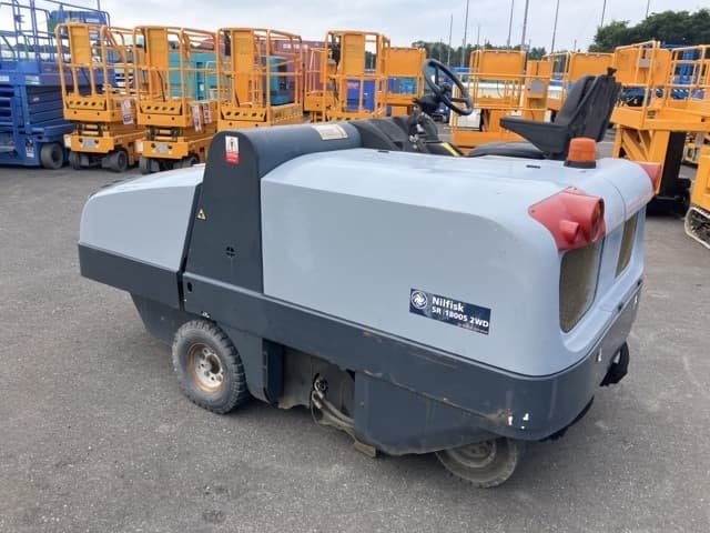 sweeper — Auction (lot 8456-3098)