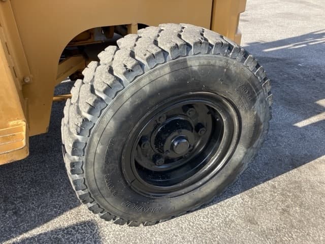 SHOVEL LOADER — Auction (lot 8456-310)