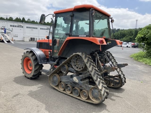 Tractor — Auction (lot 8456-31001)