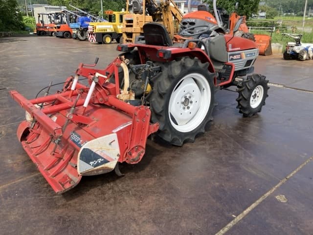 Tractor — Auction (lot 8456-31005)