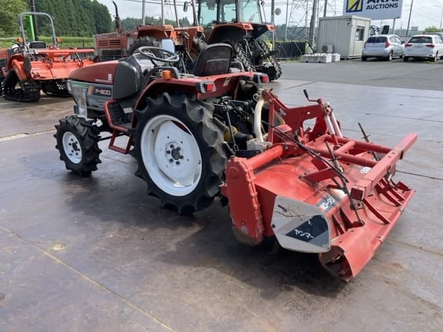 Tractor — Auction (lot 8456-31005)