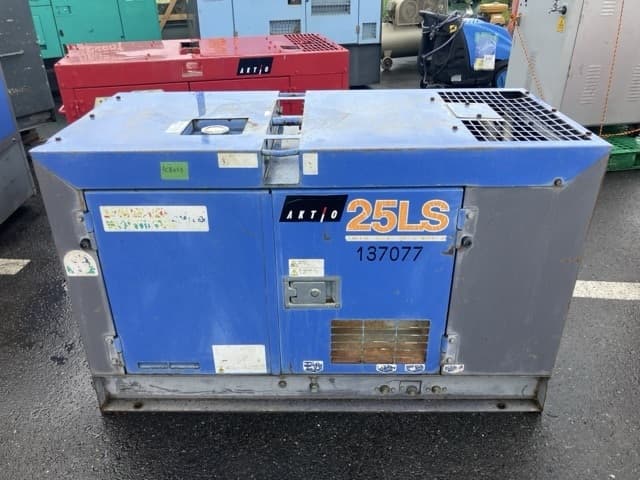 Generator — Auction (lot 8456-3104)