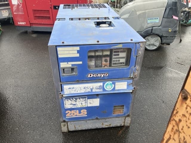 Generator — Auction (lot 8456-3104)