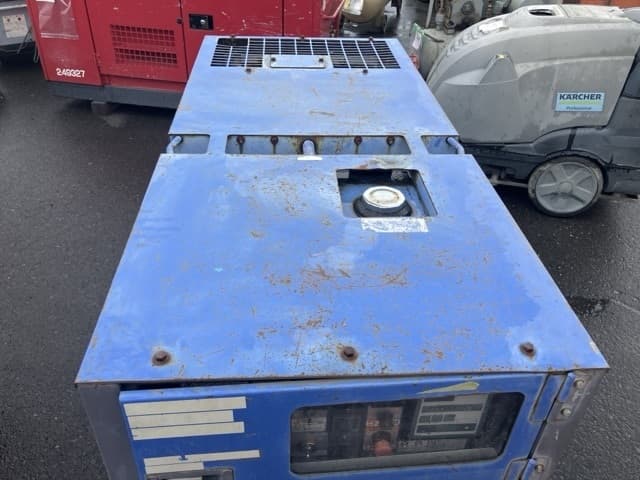 Generator — Auction (lot 8456-3104)
