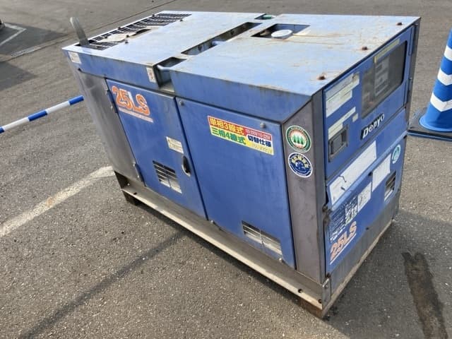 Generator — Auction (lot 8456-3119)