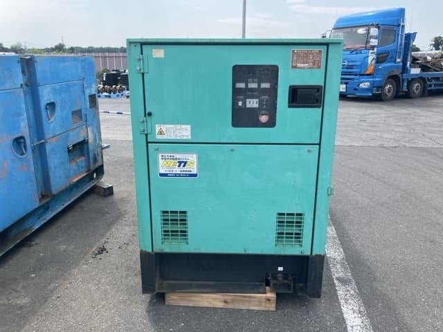 Generator — Auction (lot 8456-3121)