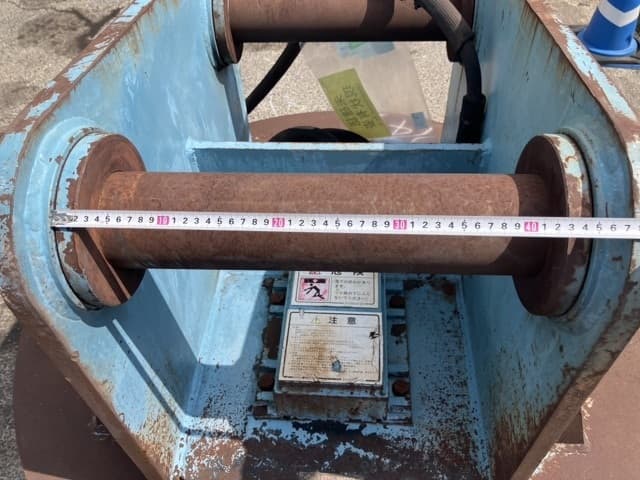Magnet — Auction (lot 8456-3126)