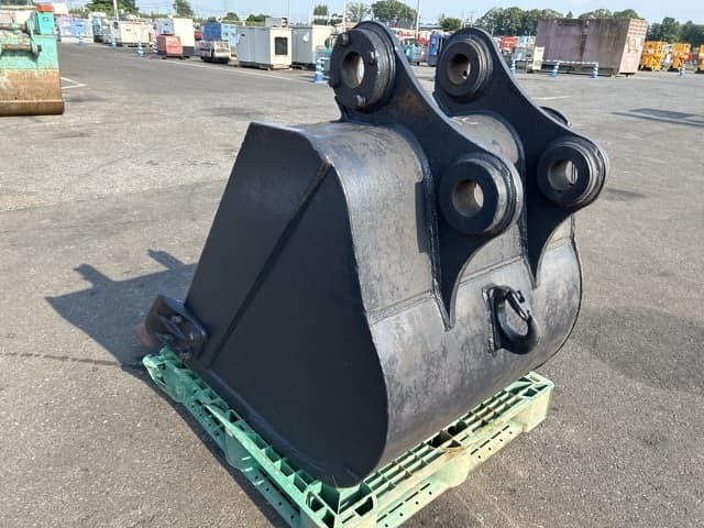 Bucket — Auction (lot 8456-3127)