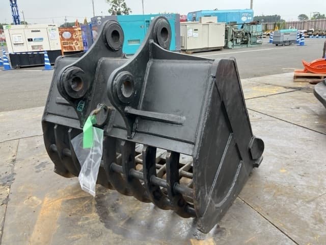 Bucket — Auction (lot 8456-3129)