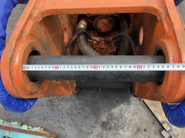 Crusher — Auction (lot 8456-3130)