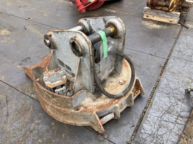 Magnet — Auction (lot 8456-3139)