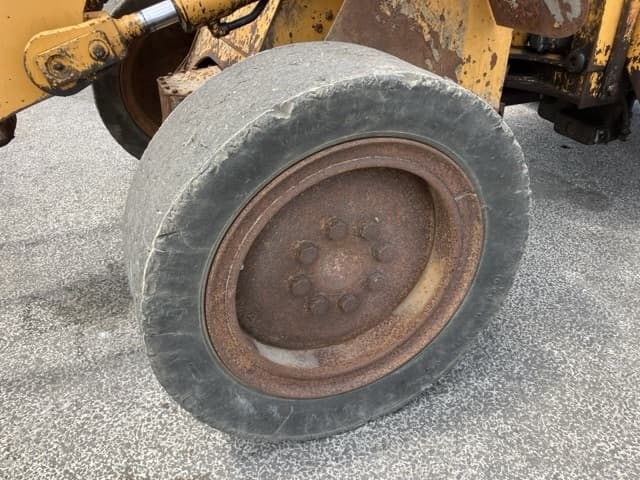 WHEEL LOADER — Auction (lot 8456-314)