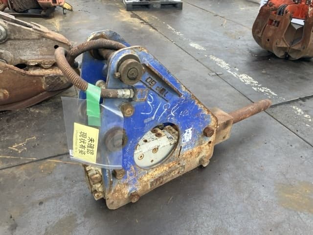 Breaker — Auction (lot 8456-3142)