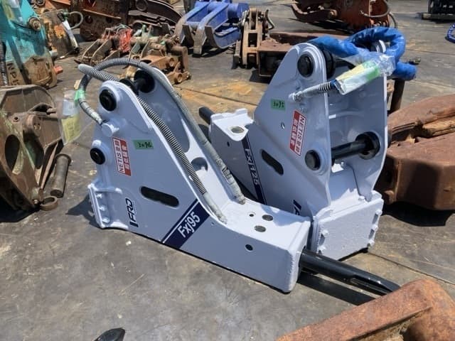Breaker — Auction (lot 8456-3148)