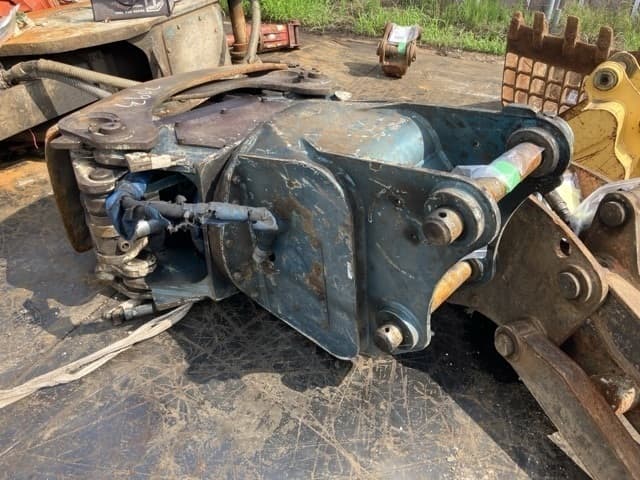 GRAPPLE — Auction (lot 8456-3151)