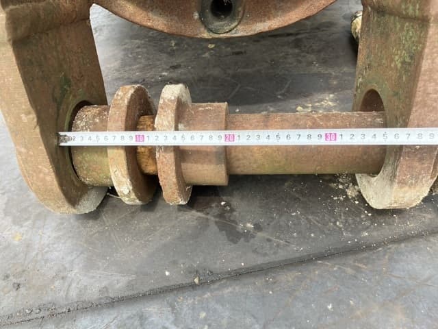 Cutter — Auction (lot 8456-3153)