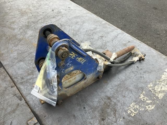 Breaker — Auction (lot 8456-3154)