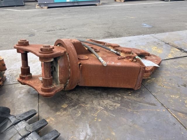 Crusher — Auction (lot 8456-3159)