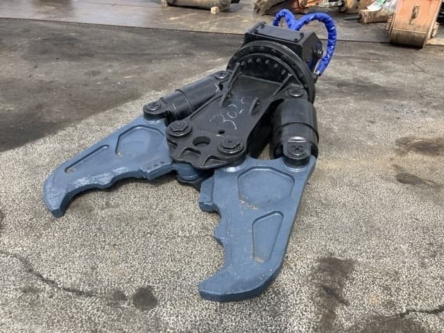 Crusher — Auction (lot 8456-3161)