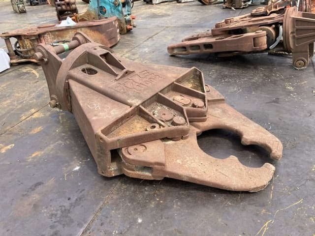 Crusher — Auction (lot 8456-3167)