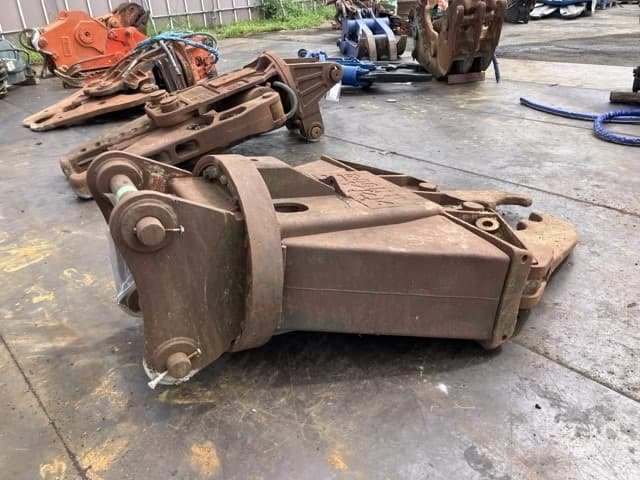 Crusher — Auction (lot 8456-3167)