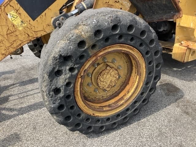 WHEEL LOADER — Auction (lot 8456-319)