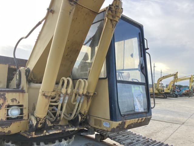 EXCAVATOR — Auction (lot 8456-32)