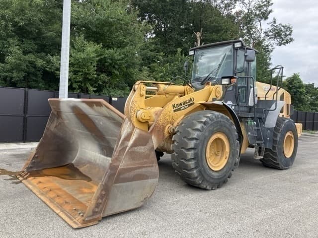 WHEEL LOADER — Auction (lot 8456-323)