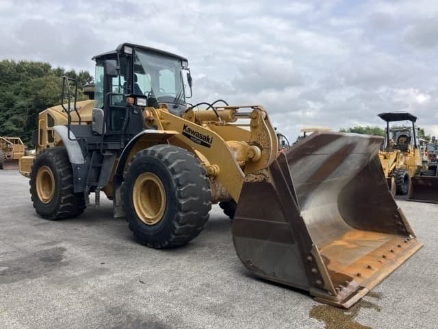 WHEEL LOADER — Auction (lot 8456-323)
