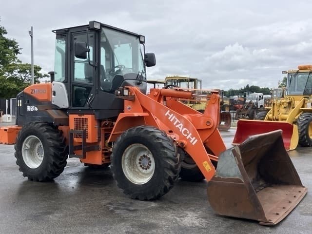 WHEEL LOADER — Auction (lot 8456-325)