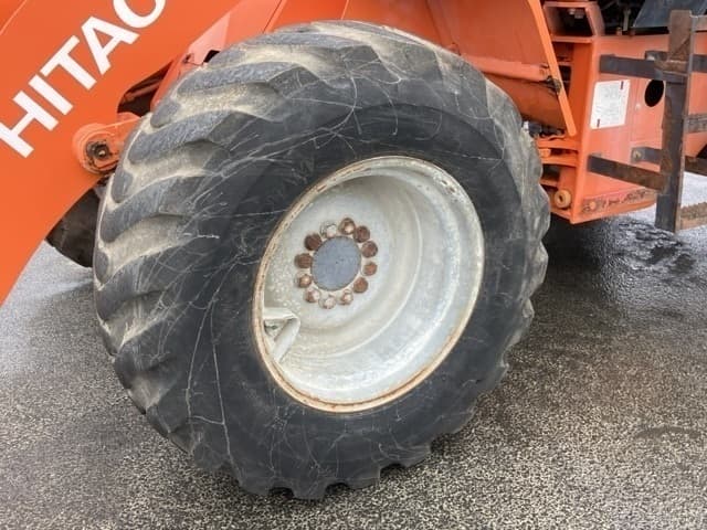 WHEEL LOADER — Auction (lot 8456-325)