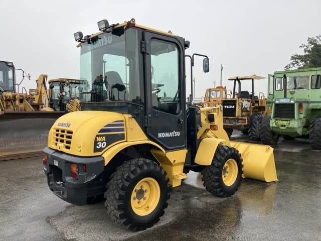 MINI WHEEL LOADER — Auction (lot 8456-326)