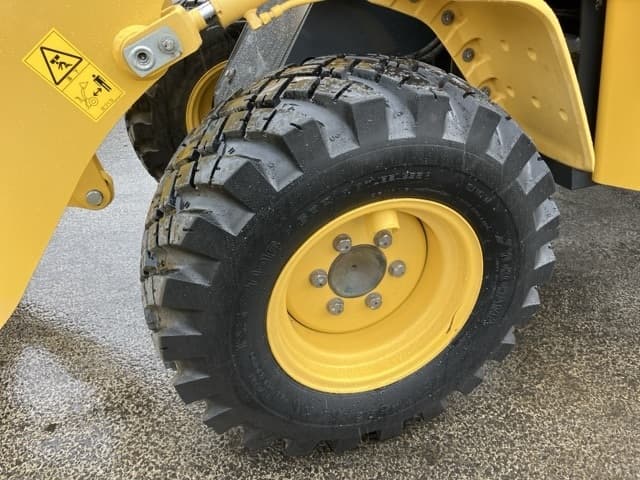 MINI WHEEL LOADER — Auction (lot 8456-326)