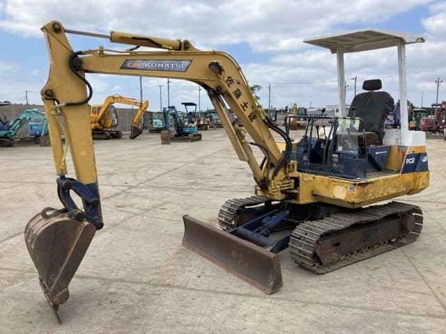 MINI EXCAVATOR — Auction (lot 8456-33)
