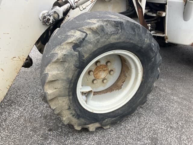 MINI WHEEL LOADER — Auction (lot 8456-331)