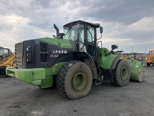 WHEEL LOADER — Auction (lot 8456-335)
