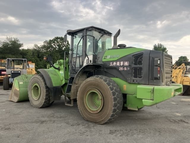 WHEEL LOADER — Auction (lot 8456-335)