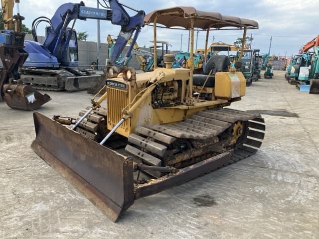 Bulldozer — Auction (lot 8456-339)