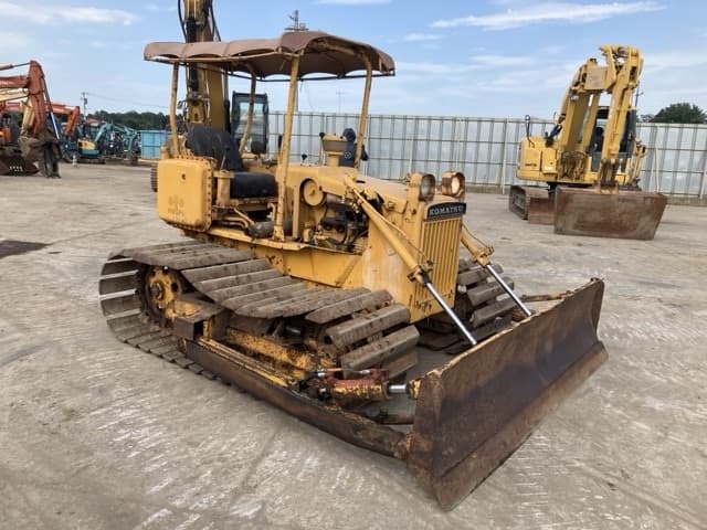 Bulldozer — Auction (lot 8456-339)